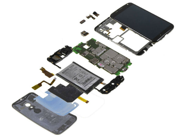 कई कंपनियां नहीं देती चार्जर