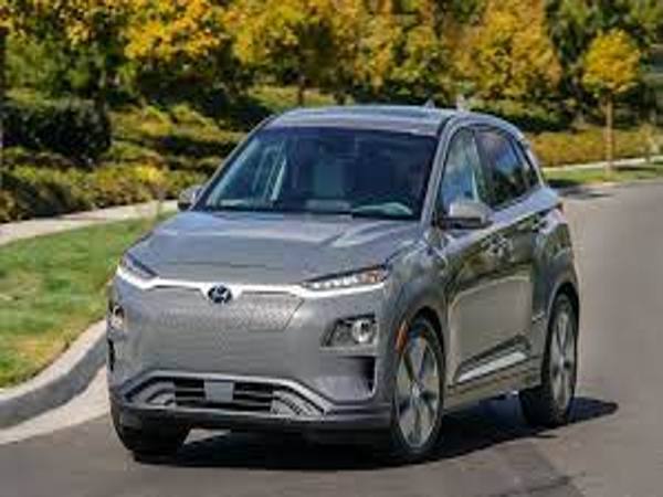 हुंडई कोना (23.84 रुपये - 24.02 लाख रुपये)