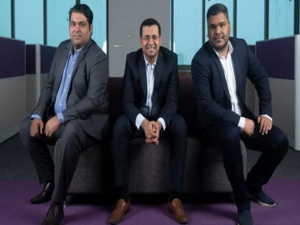 मनीष पर्पल के सीईओ और को–फाउंडर हैं