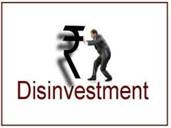 इन्वेस्टमेंट में वृद्धि और नौकरीयों लिए कई सारे मौके हैं