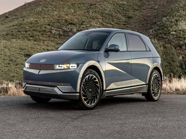 लैस होगी बड़ी स्क्रीन से