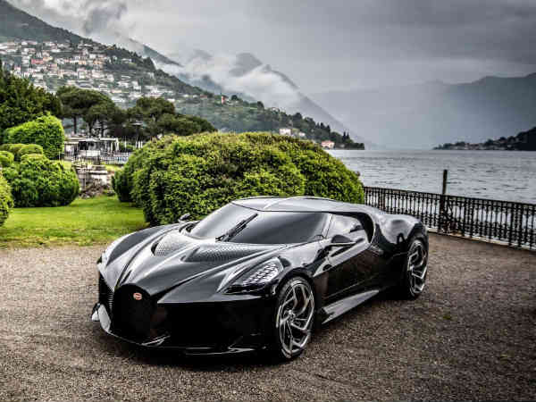 मर्सिडीज-बेंज की 2.50 करोड़ रु तक कीमत वाली कारें :