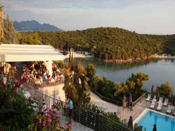 मार्क का जीवन कठिन रहा