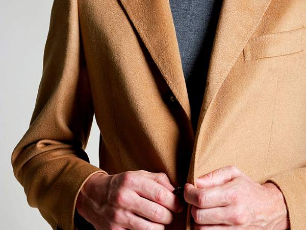 होश उड़ा देगी विकुना के कपड़ों की कीमत