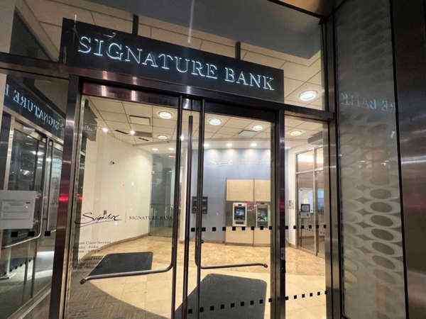signature bank signature bank