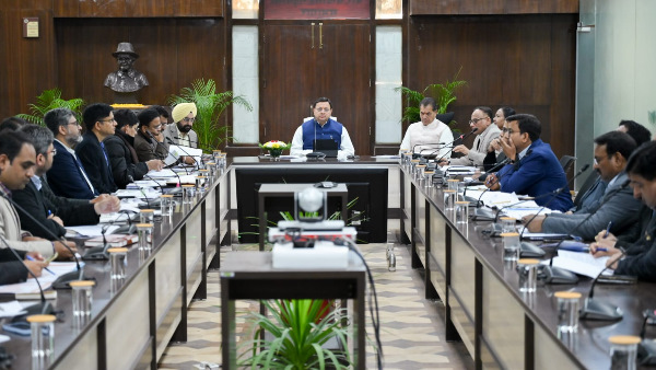 बेटियों की तरह बेटों को भी मिलेगा महालक्ष्मी योजना का लाभ बेटियों की तरह बेटों को भी मिलेगा महालक्ष्मी योजना का लाभ