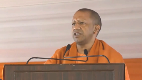 उत्तर प्रदेश के मुख्यमंत्री योगी आदित्यनाथ। 