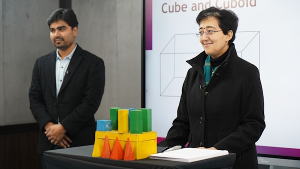 आतिशी ने सरकारी स्कूलों को हाइब्रिड बनाने के दिए निर्देश