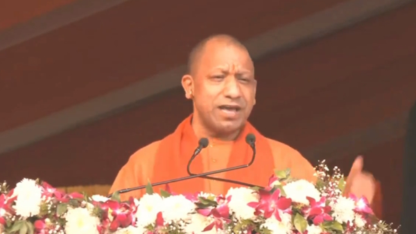 उत्तर प्रदेश के मुख्यमंत्री योगी आदित्यनाथ। 