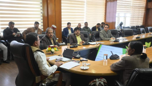 CM पुष्कर सिंह धामी ने नई आईटी पॉलिसी लाने के दिए निर्देश 