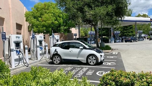 Delhi govt new EV policy 2024