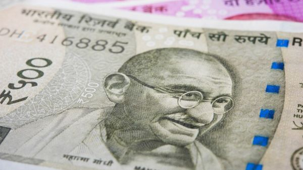 SBI Clerk Salary SBI Clerk Salary