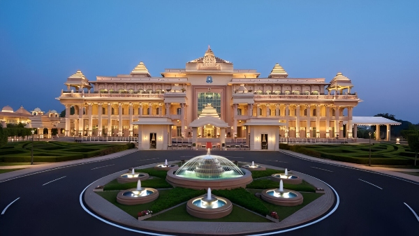 ITC Hotel Share Price