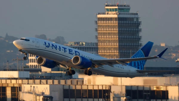 US Flights Cancelled