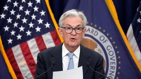 US Fed Rate: फेडरल रिजर्व ने फिर नहीं बदली ब्याज दर, भारतीय शेयर बाजार पर क्या होगा असर?