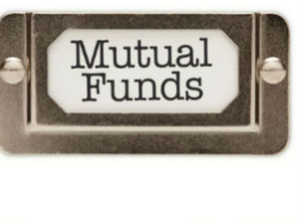 Good trackrecord of HDFC Top 200 is a good investment option.