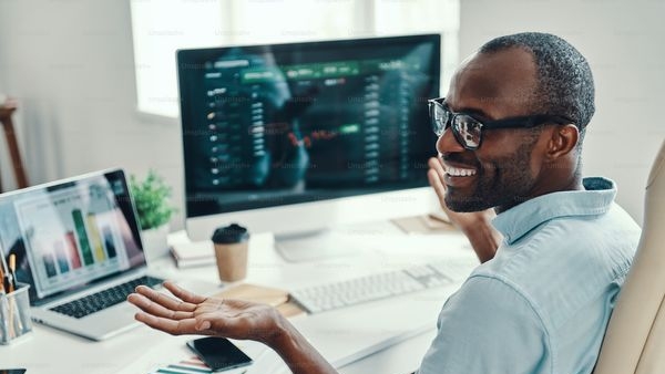 An image showing the dividend payout to shareholders from profitable companies