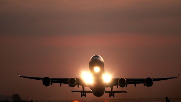 airline operational strategy board