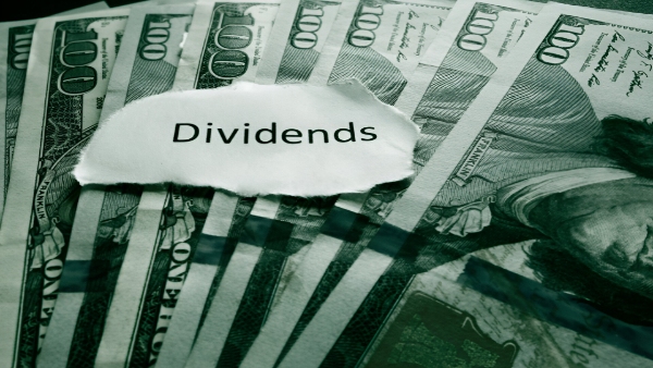Rs 8.5/Share Interim Dividend: Blue-Chip Pharma Stock Sets Record Date; Buy?