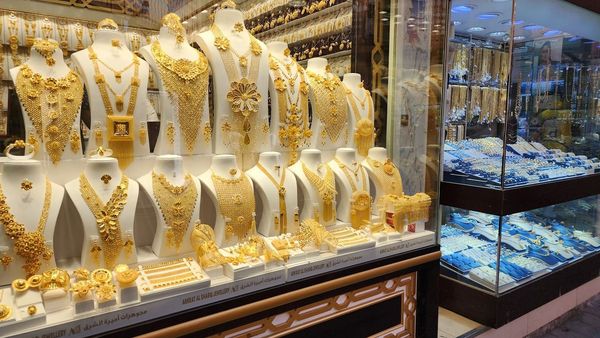 Dubai Gold Souk Hit By Rising Gold Prices