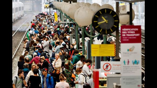 TRAI Explores Separate Telecom Recharges