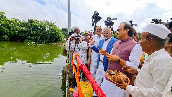 Shinde Advocates Political Action in Maharashtra