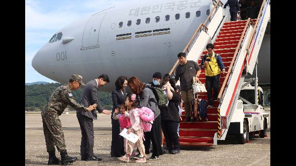 Modi and Sanchez Open Military Aircraft Facility