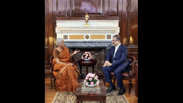 Kotak Mahindra Bank Acquires Standard Chartered Loans