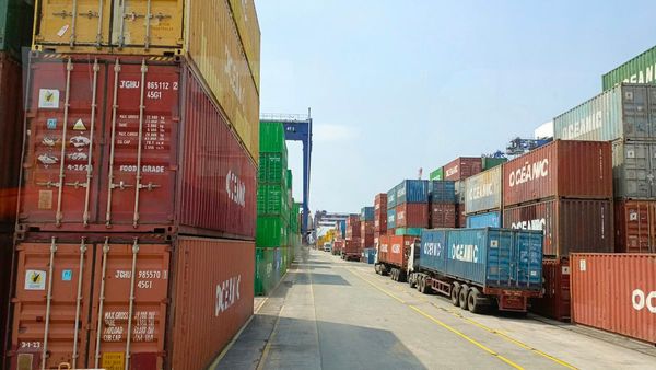 Trade War 2.0: Canada Strikes Back: $125 Billion In Tariffs On US Imports Announced!