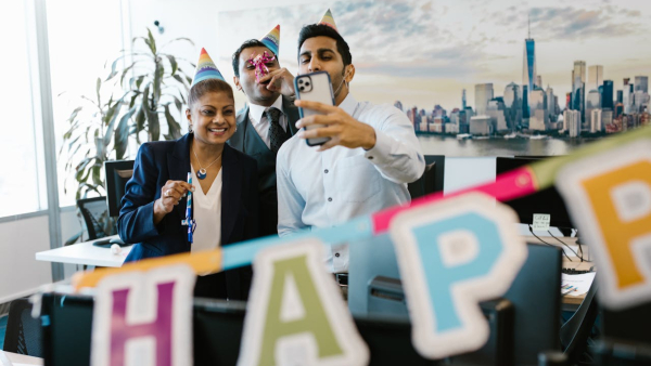 ‘Get Time For Ghar Ki Safai’:Firm Sends All Its Employee To 9-Day Diwali Break