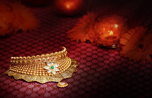 Gold Rates Fall, Silver Rates Flat On Diwali; 24K, 22K, 18K Gold In Big Cities