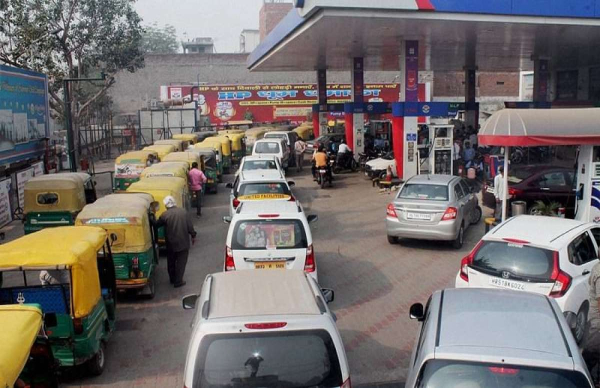 Taxis, Ola, Uber In Long-Queues In Mumbai For CNG; Why MGL's Gas Supply Is Hit?