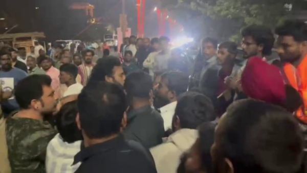 Ballari Banner Dispute Turns Violent  Congress Worker Killed Outside MLA Janardhan Reddy   s Residence