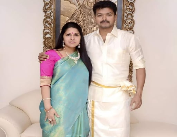 Thalapathy Vijay   s Wife Sangeetha Sornalingam