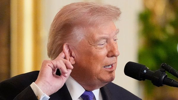 Iran-US Conflict Escalates Near Hormuz