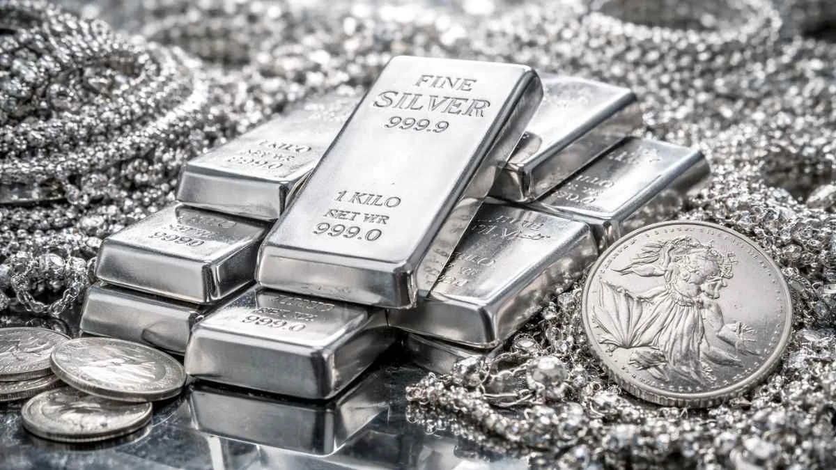 Silver Rates In India Fall Sharply To Hit Rs 2.80 Lakh; How Far Will US-Israel-Iran War Impact Silver Prices?
