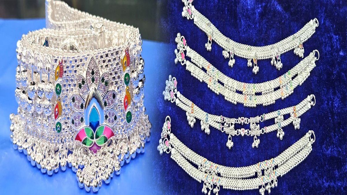 Silver Rates In India Beats Gold Today; But Silver Price Falls In Chennai, Hyderabad; Silver Rates City-Wise