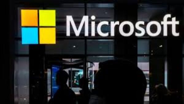 Microsoft Offers Retirement Buyouts to 7% US Workforce Amid Data Centre Spending