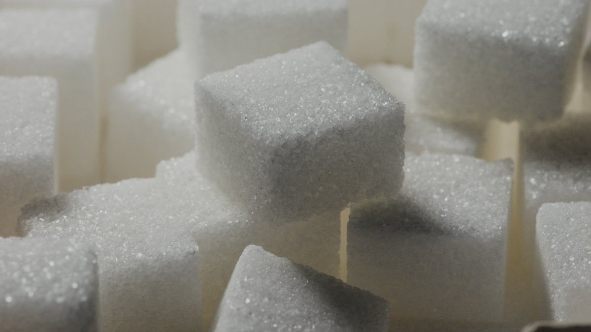 Sugar Prices Rise Ahead of Festive Season: Centre Steps In as Production Concerns Mount