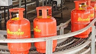 KYC for LPG Gas Cylinders? BPCL Urges Customers to Complete Aadhaar e-KYC Before August 16