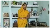  Yashoda Lodhi: 300 ರೂಪಾಯಿಯಲ್ಲಿ ದಿನಕಳೆಯುತ್ತಿದ್ದ 'ದೆಹತಿ ಮೇಡಂ' ಈಗ ಫೇಮಸ್ ಯೂಟ್ಯೂಬರ್, ಆದಾಯವೆಷ್ಟಿದೆ?
