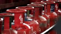 LPG cylinder shortage: ಬೆಂಗಳೂರಲ್ಲಿ 1,700ರೂ. ಸಿಲಿಂಡರ್ 5,000 ರೂ.ಗೆ ಮಾರಾಟ..ಹೋಟೆಲ್ ಉದ್ಯಮಕ್ಕೆ ದೊಡ್ಡ ಹೊಡೆತ