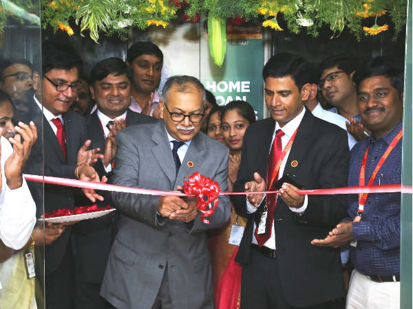 ಮಾರುಕಟ್ಟೆಯ ಎಲ್ಲ ಅಗತ್ಯ ಪೂರೈಸುವ ಕೇಂದ್ರ