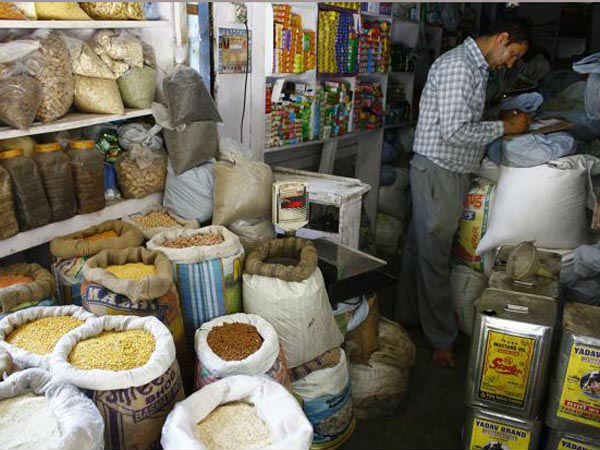 9. ಸಣ್ಣ ವರ್ತಕರು, ಗೃಹಿಣಿಯರು, ಕರಕುಶಲ ಕರ್ಮಿಗಳು, ಕಾರ್ಮಿಕರು ಮನೆಯಲ್ಲಿನ ನಗದನ್ನು ಬ್ಯಾಂಕ್ ನಲ್ಲಿ ಠೇವಣಿ ಇಡಲು ಬಂದರೆ ಆದಾಯ ತೆರಿಗೆ ಇಲಾಖೆ ಪ್ರಶ್ನೆಗಳನ್ನು ಕೇಳುತ್ತದೆಯೆ?