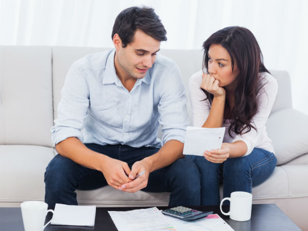 8. ಹಣದ ಕುರಿತು ಆತ್ಮೀಯರೊಂದಿಗೆ ಚರ್ಚಿಸಿ