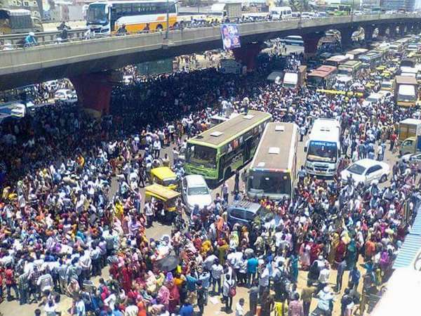 ಸ್ಟೋರಿಸ್ ನೋಂದಣಿ ಅಗತ್ಯ