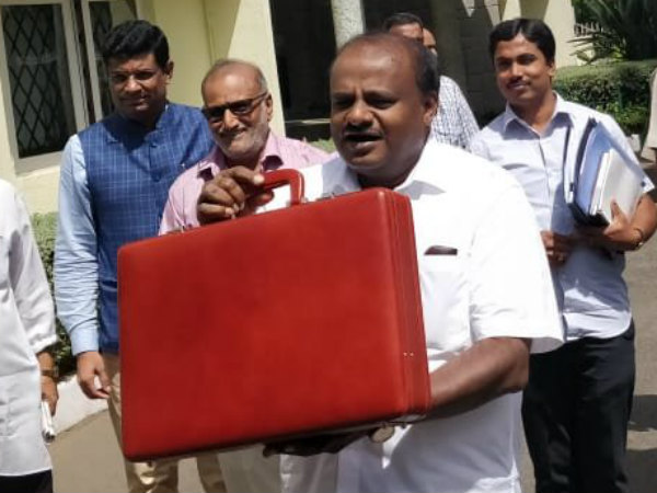 ಸಾಲ ಮನ್ನಾ ತೆಗೆದಿರಿಸಲಾದ ಮೊತ್ತ