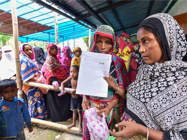 ಆಧಾರ್ ಕಾರ್ಡ್ ನೀಡುವಾಗ ಜಾಗೃತಿ