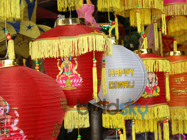 5. ಅತಿಯಾದ ವೆಚ್ಚವನ್ನು ತಪ್ಪಿಸಲು ಹಬ್ಬದ ಬಜೆಟ್ ಮಾಡಿ