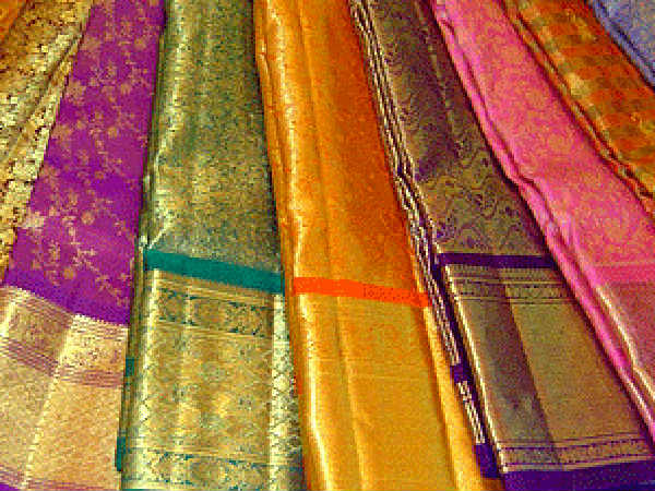 ರೇಷ್ಮೆ ಮಾರುಕಟ್ಟೆಗೆ 10 ಕೋಟಿ 